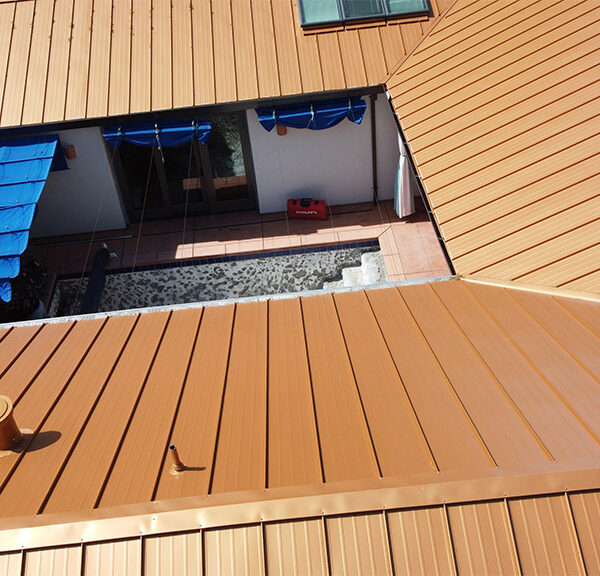 How can a metal roof be a reliable roof to live under